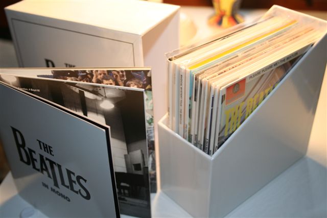 The box slides out to reveal 11 CDs (in their plastic covers) and the 44 page booklet