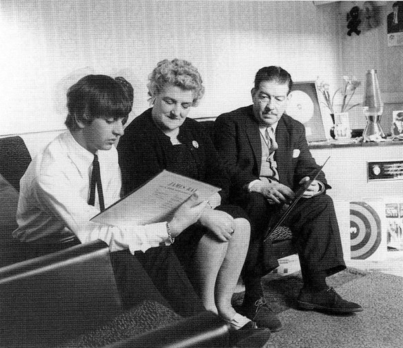 tumblr_kz1chtvnxG1qzckej