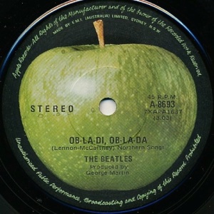 Beatles34 Apple1