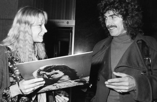 Beatles with Records3