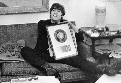 tumblr_m0uevr0B8s1qdvsg8o1_500