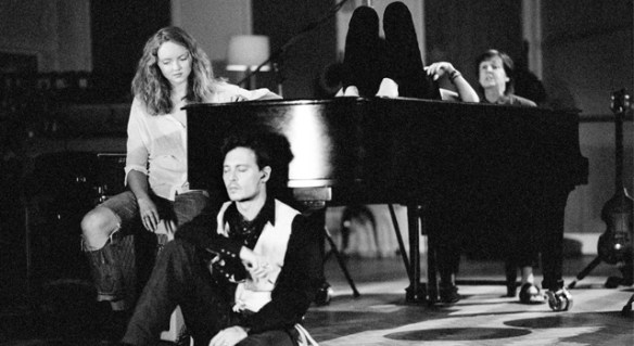 Lily Cole Queenie Eye