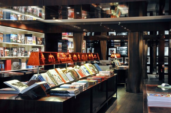 Taschen Store Paris